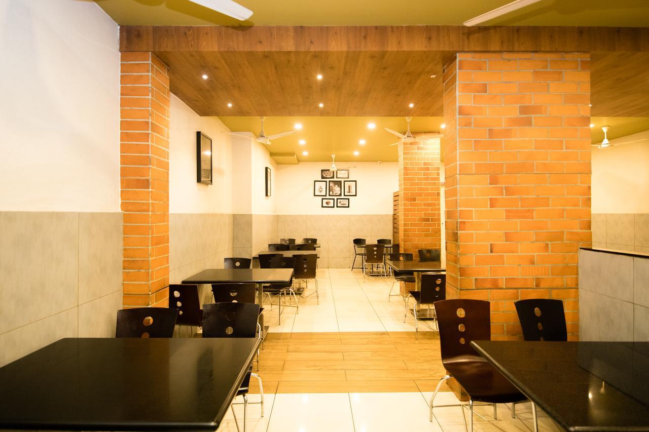 Hotel Kapilavasthu 팔라카드 외부 사진