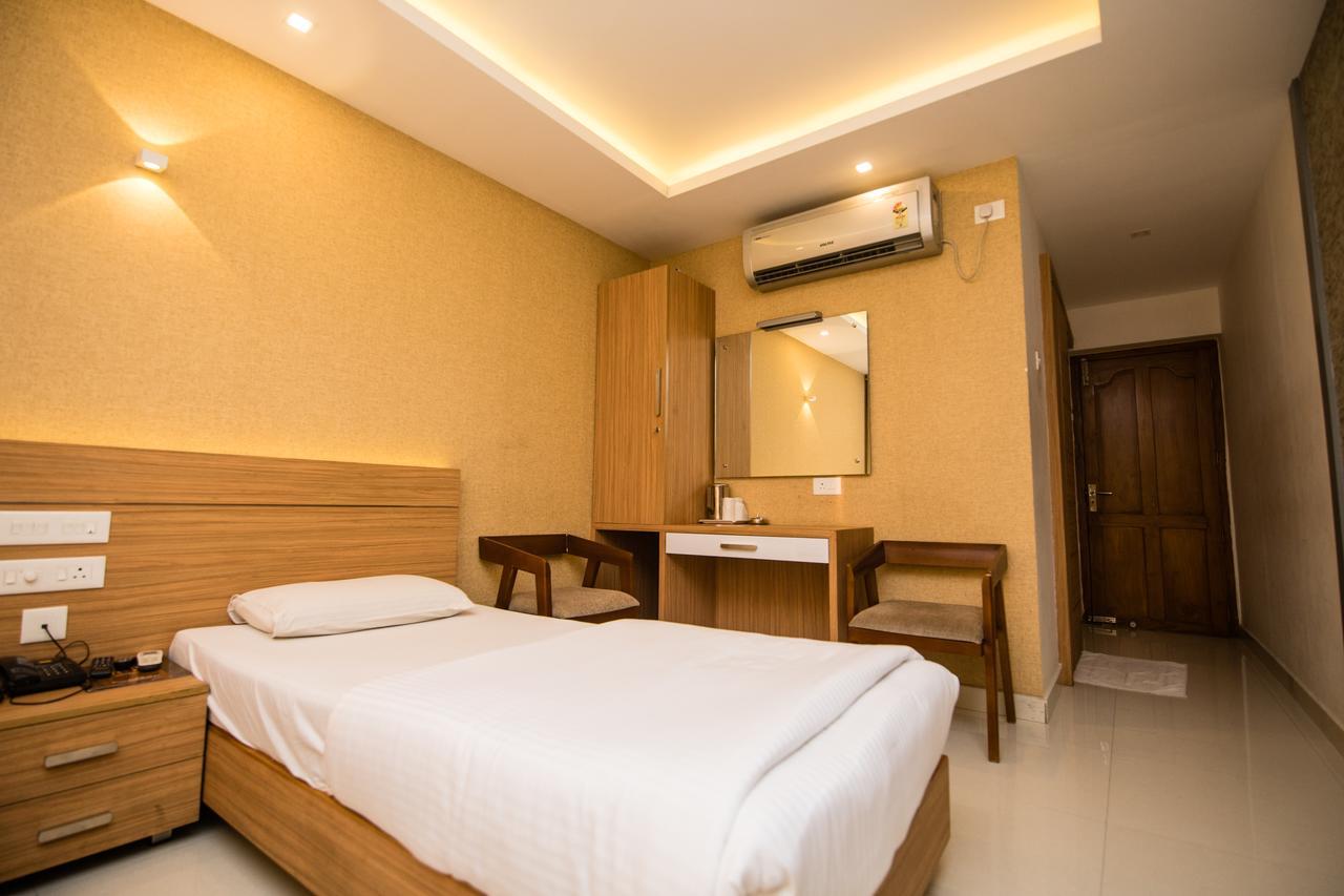 Hotel Kapilavasthu 팔라카드 외부 사진