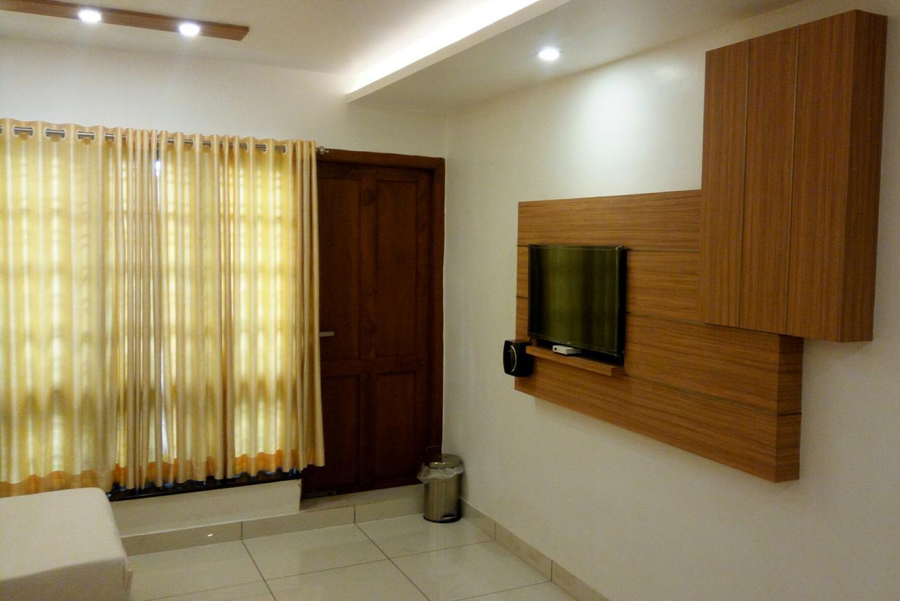 Hotel Kapilavasthu 팔라카드 외부 사진