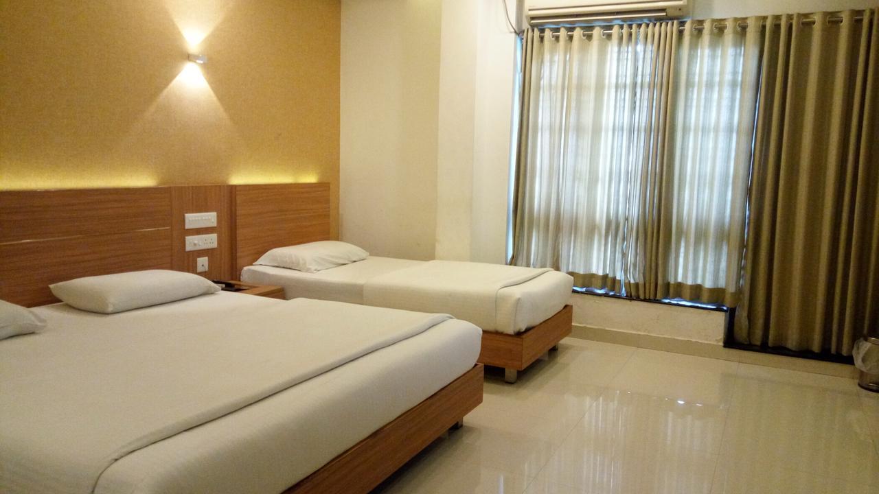 Hotel Kapilavasthu 팔라카드 외부 사진