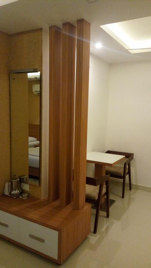 Hotel Kapilavasthu 팔라카드 외부 사진