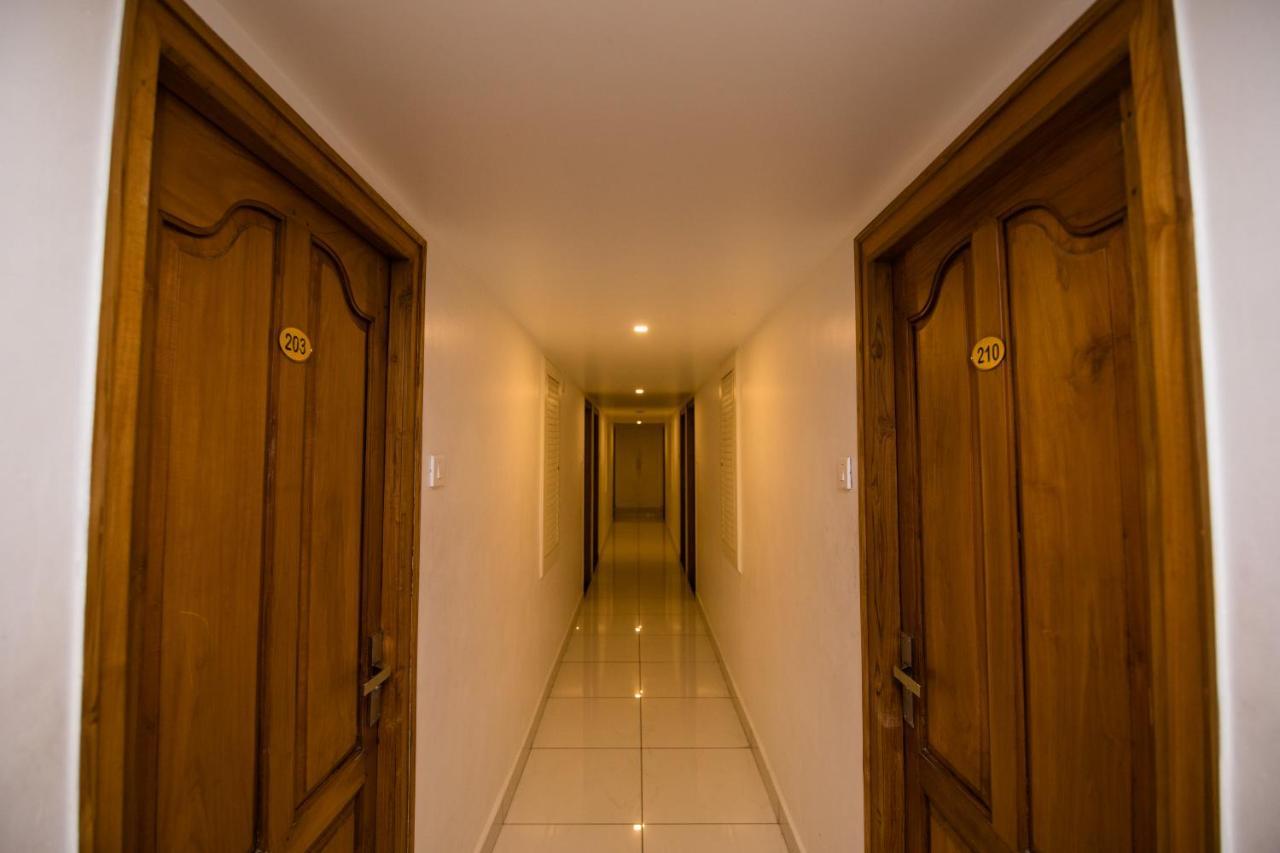 Hotel Kapilavasthu 팔라카드 외부 사진